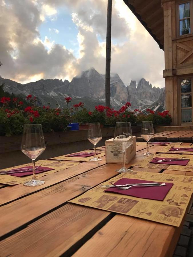Rifugio Negritella Hotel Поца ди Фаса Екстериор снимка
